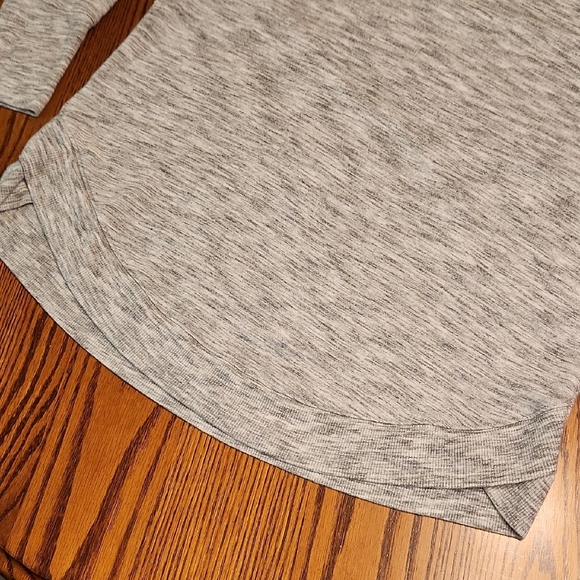 Athleta Sweatshirt - Picture 14 of 15